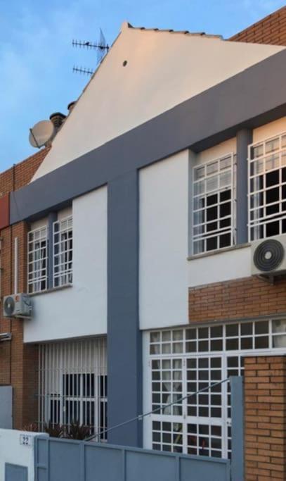 Casa Soleada En Calle Tranquila Sevilla Dış mekan fotoğraf
